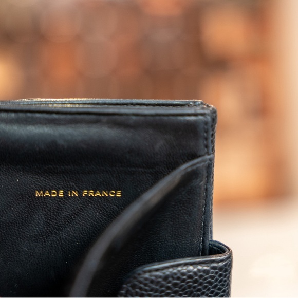 CHANEL Wallet Bi fold wallet Black
Leather Caviar skin 8377258 - Picture 11 of 16